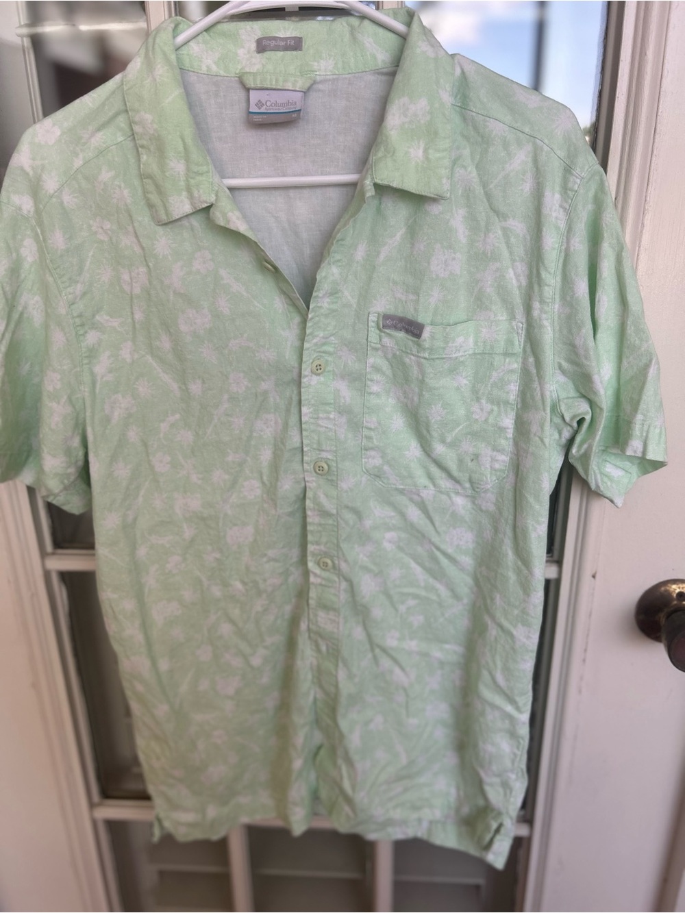 Columbia Light Green Short-Sleeve Camp Shirt with Pale Floral Print